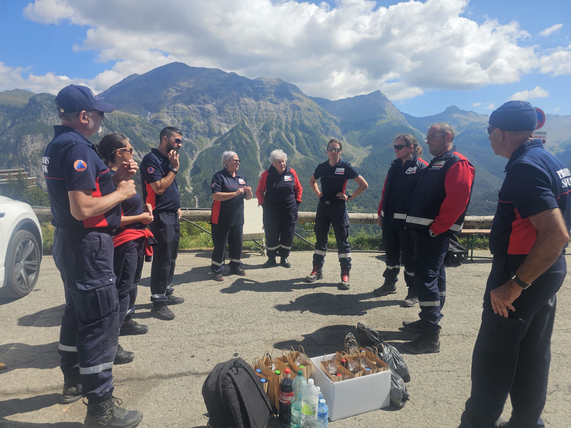 Bénévoles de l'UDPS 05 dans les Hautes-Alpes